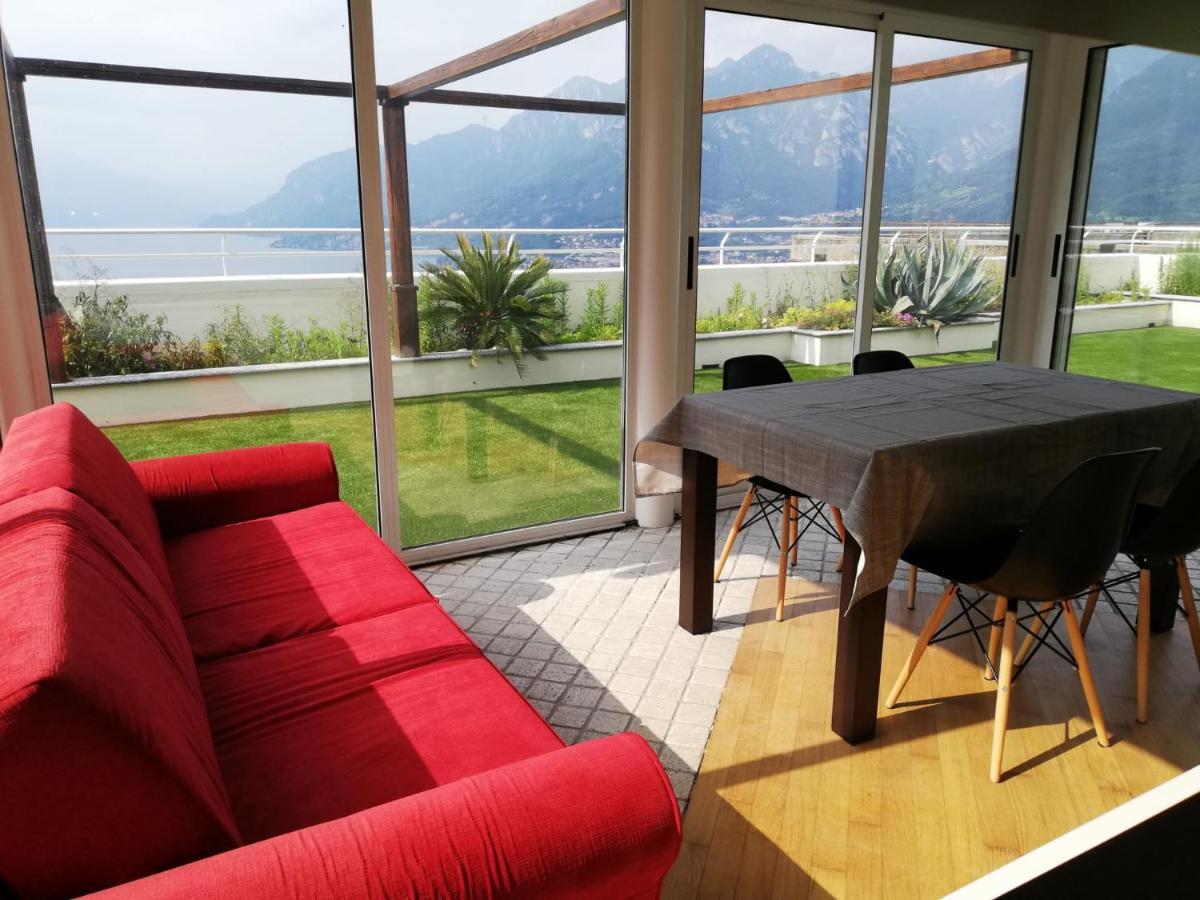 Attico With Big Terrace In Residence With Pool Valbrona Eksteriør billede